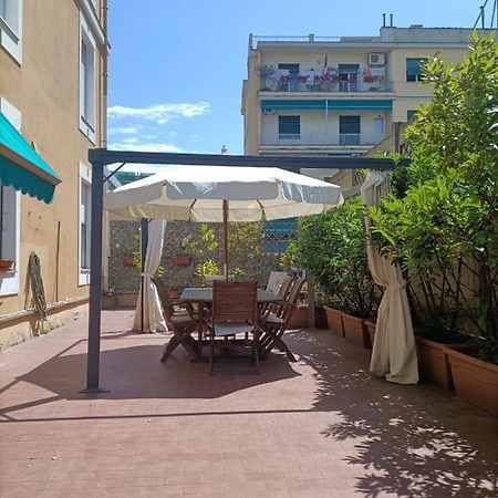 Lagustena Rooms Genova Exterior foto